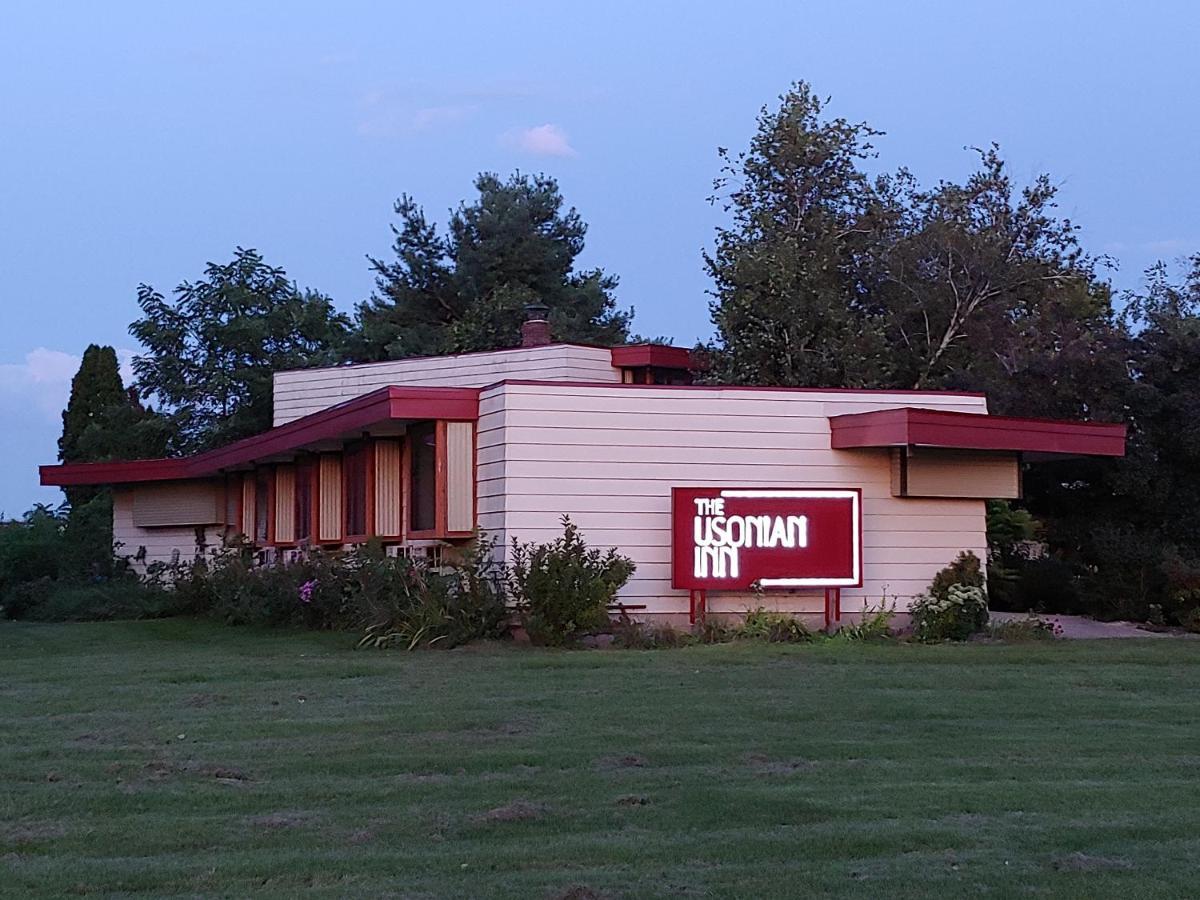 The Usonian Inn Llc Спринг-Грин Экстерьер фото