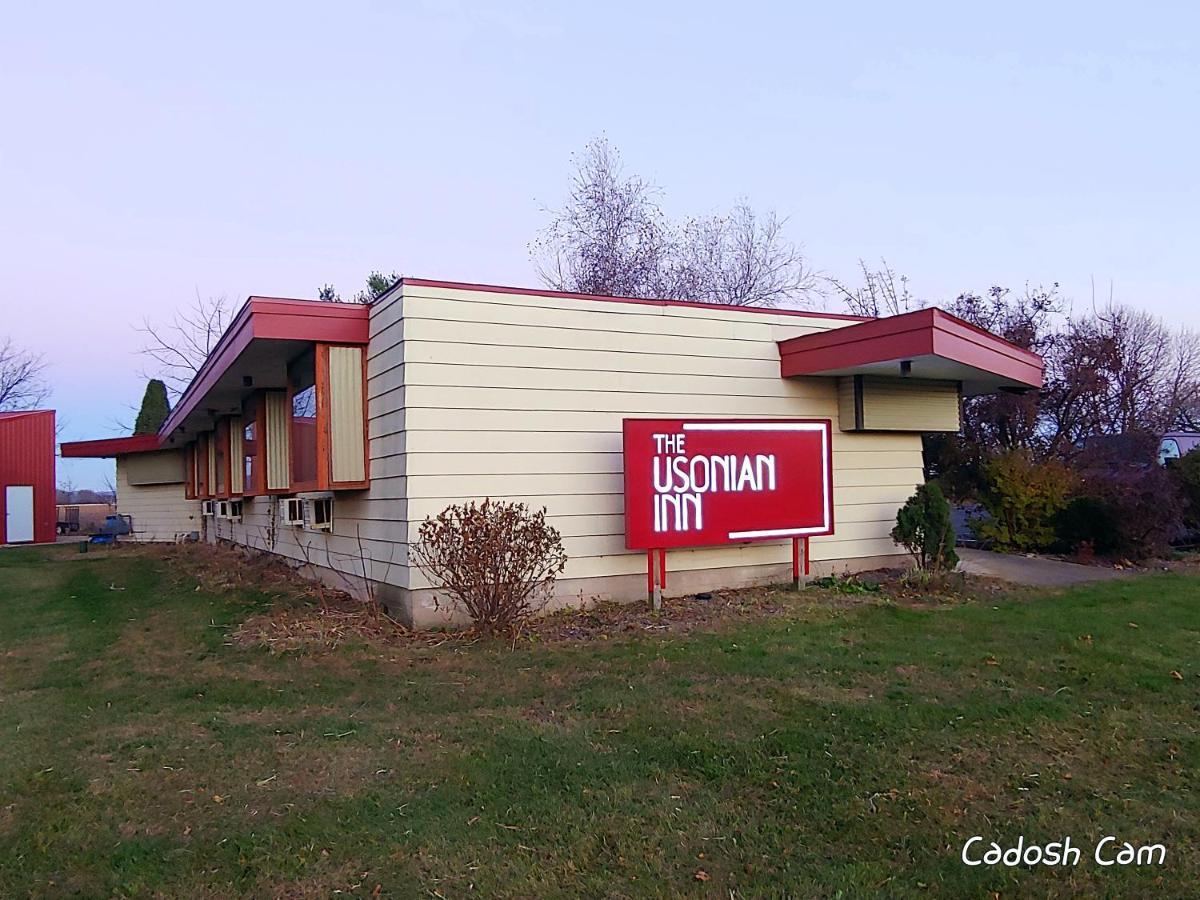 The Usonian Inn Llc Спринг-Грин Экстерьер фото