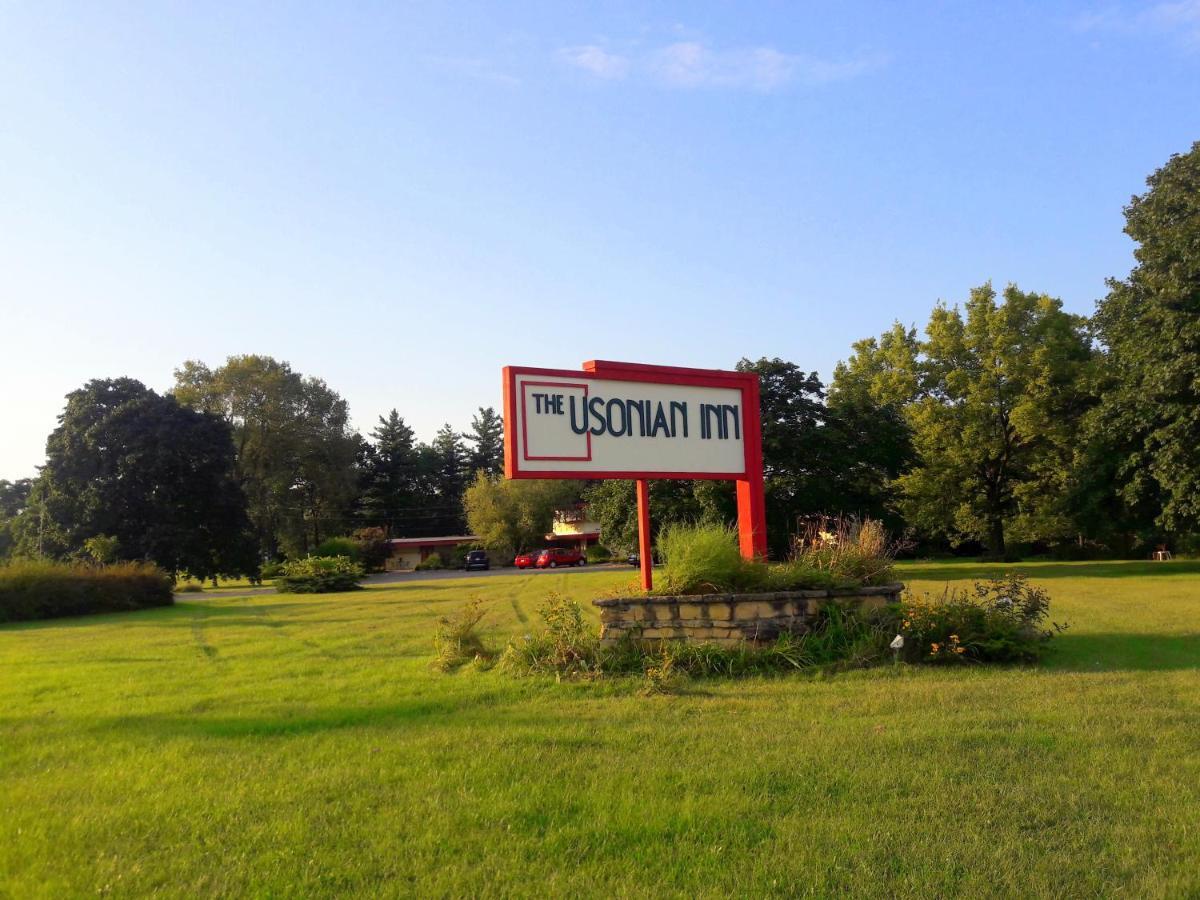 The Usonian Inn Llc Спринг-Грин Экстерьер фото